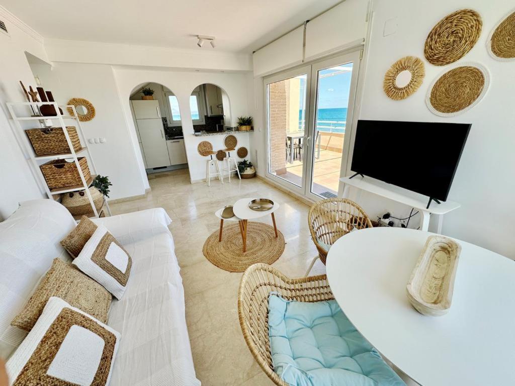 Atico Frontal Al Mar Con Piscina Privada By Homeprive Дения Экстерьер фото