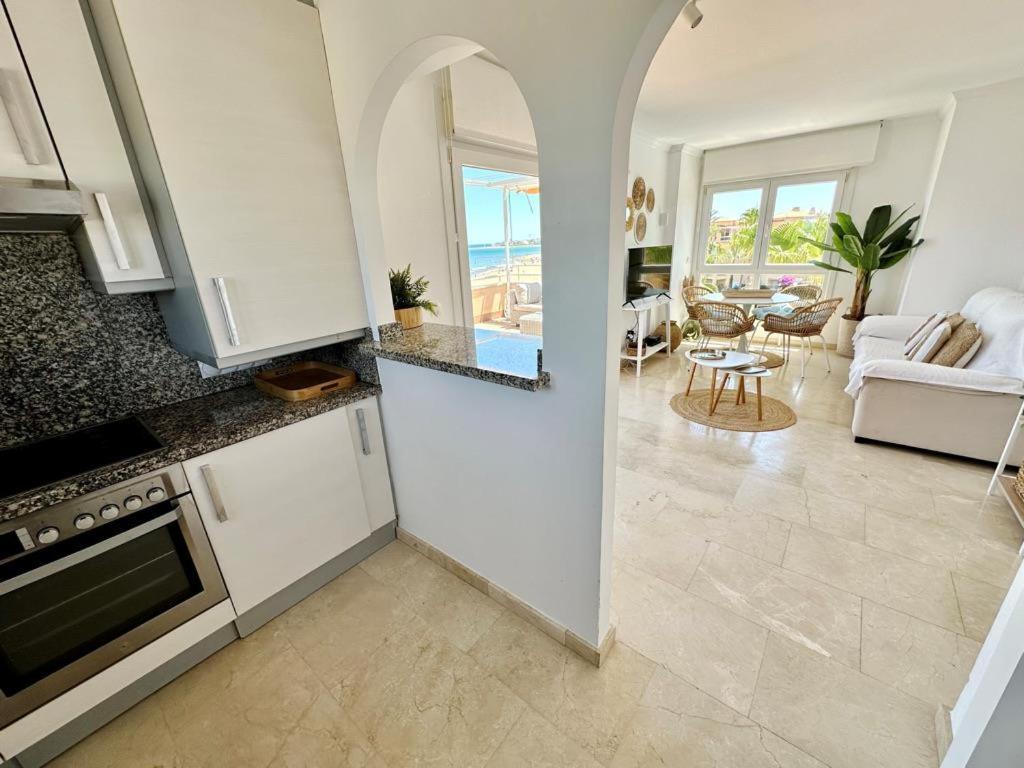 Atico Frontal Al Mar Con Piscina Privada By Homeprive Дения Экстерьер фото